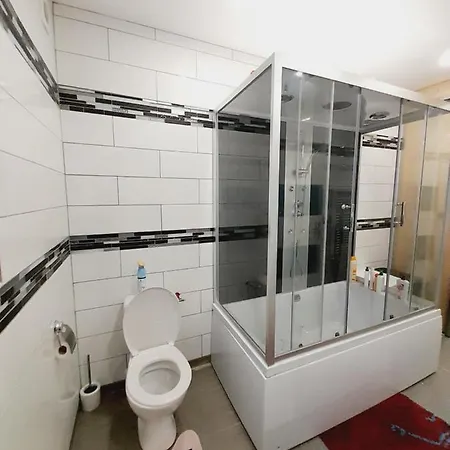 De 20m2 Chez Les Habitants Pansiyon Dieppe